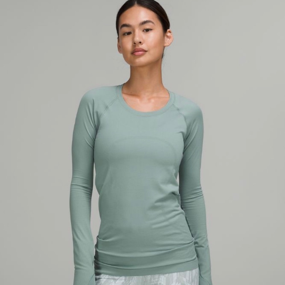 Lululemon Swiftly Tech Long Sleeve Top